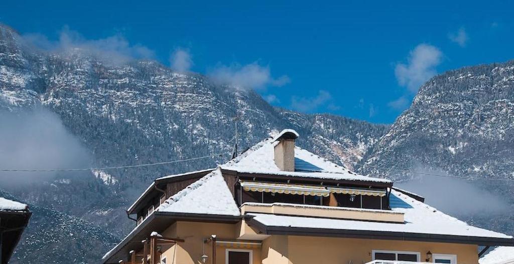 Pension Aurora Appiano Sulla Strada Del Vino Bagian luar foto